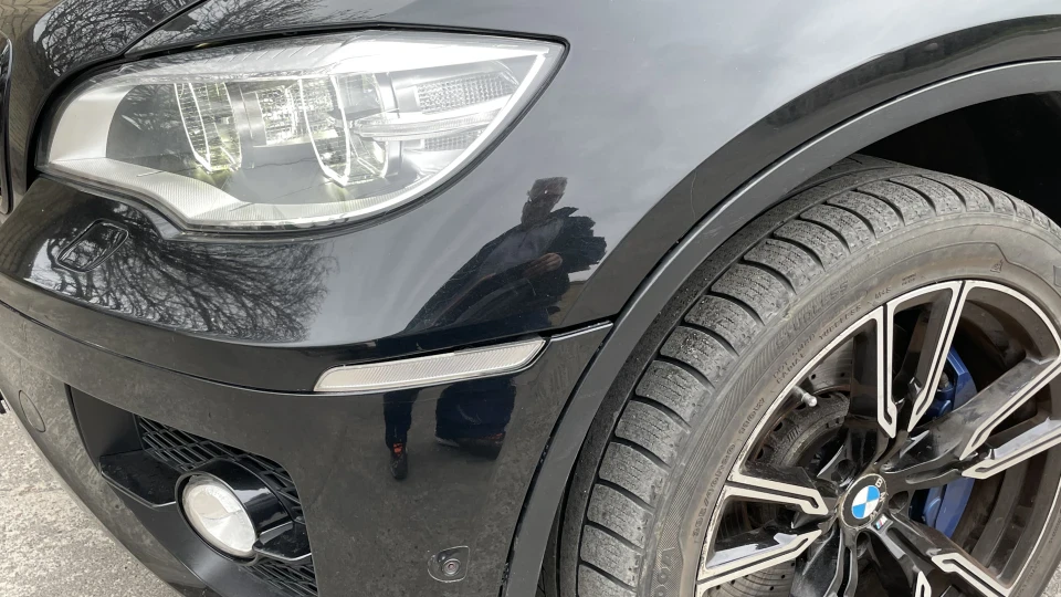 BMW X6 50iX з М-мотором 3