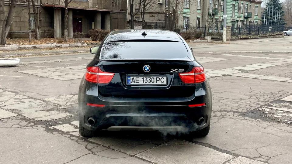 BMW X6 Black Edition 4