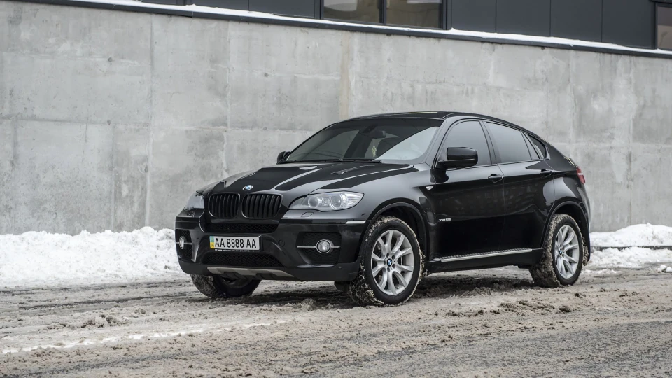 BMW X6 Black StaR