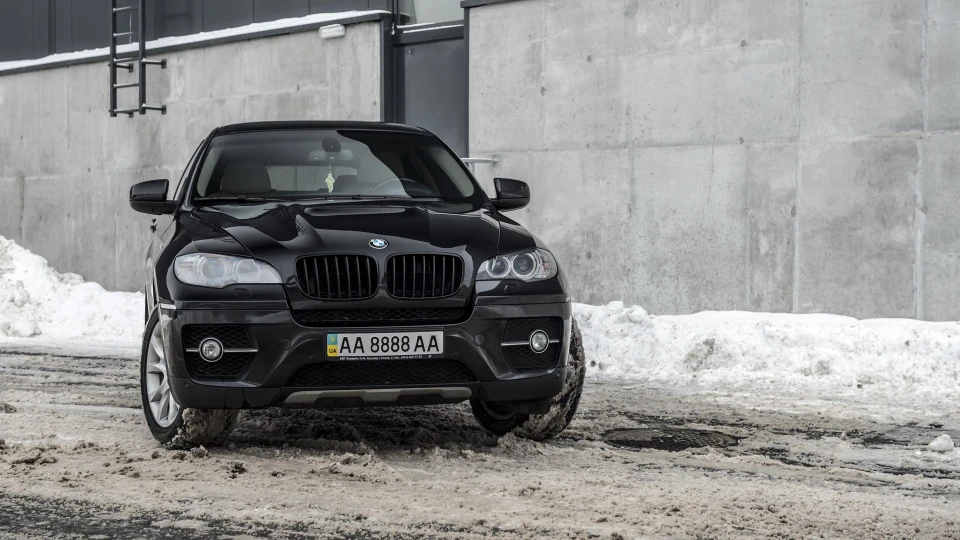BMW X6 Black StaR 2