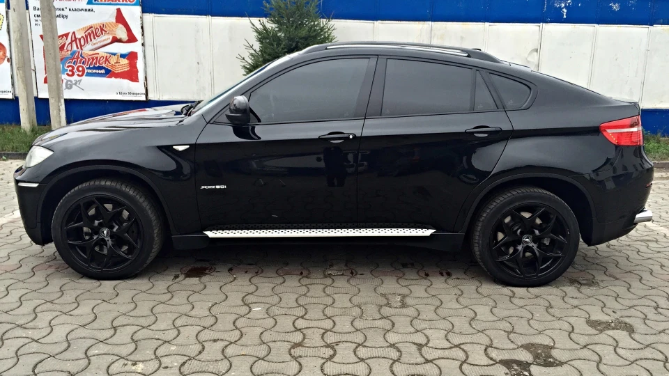 BMW X6 Звір 4