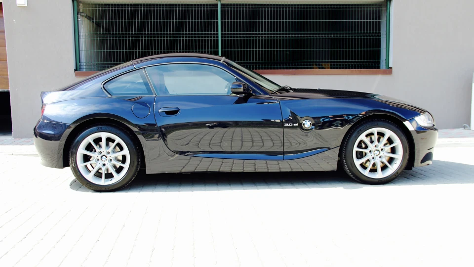 BMW Z4 Coupe Carbon Swarz 2