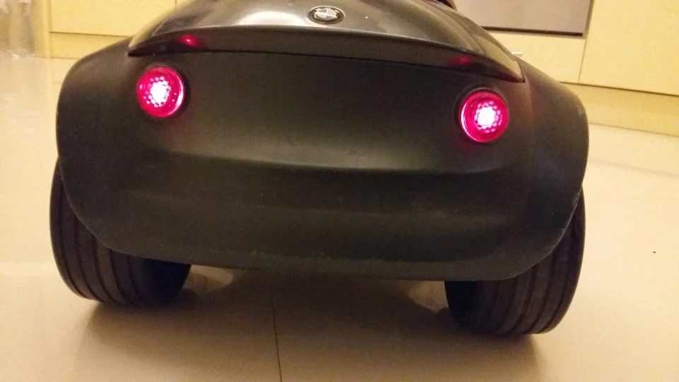 BMW Z4 1 kid power 4