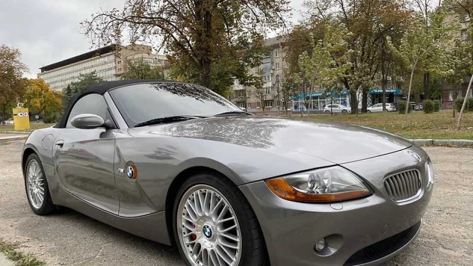 BMW Z4 Бляха 3