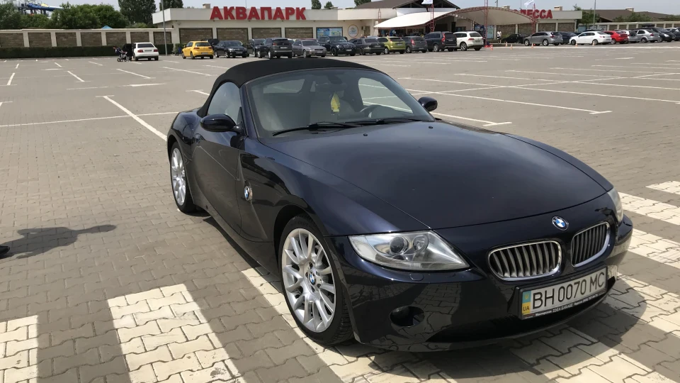 BMW Z4 Individual Maritime 2