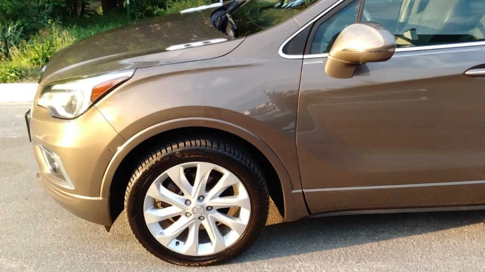 Buick Envision Premium Limited 4