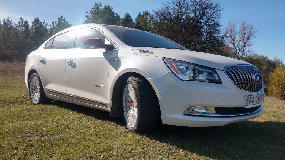 Buick LaCrosse Hybrid LPG Restyling 2