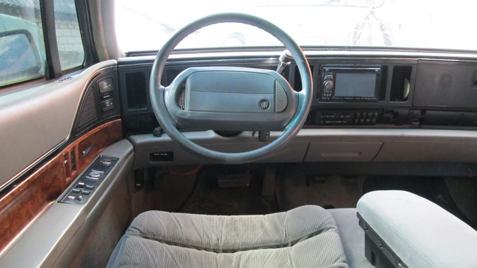 Buick LeSabre 2