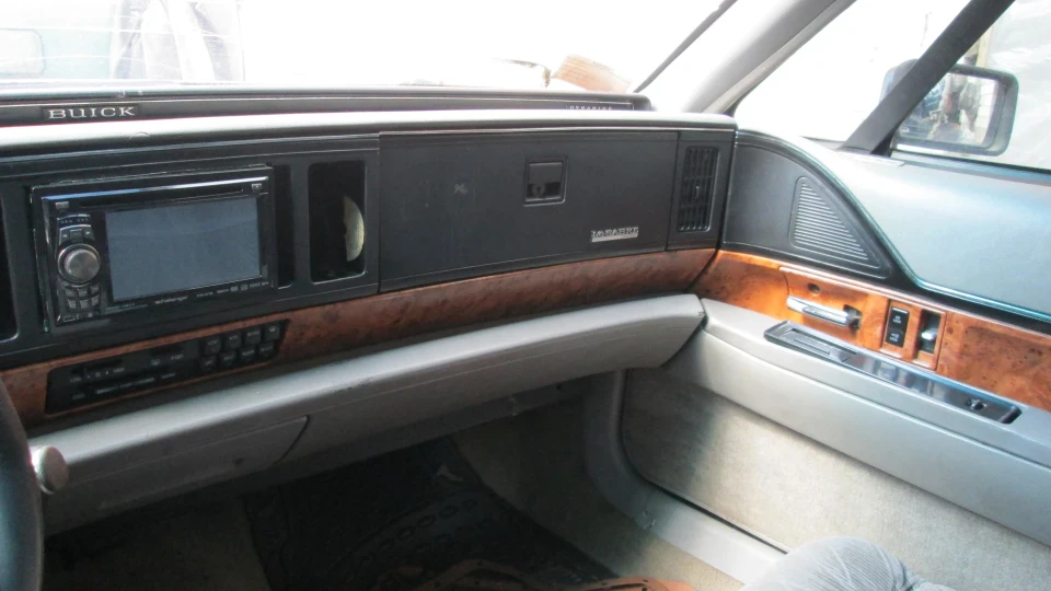 Buick LeSabre 3