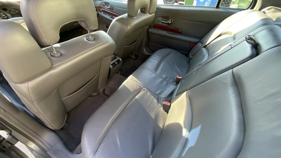Buick LeSabre 4
