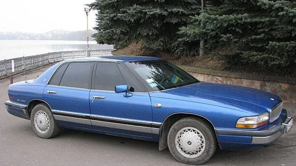Buick Park Avenue синій перламутр 2
