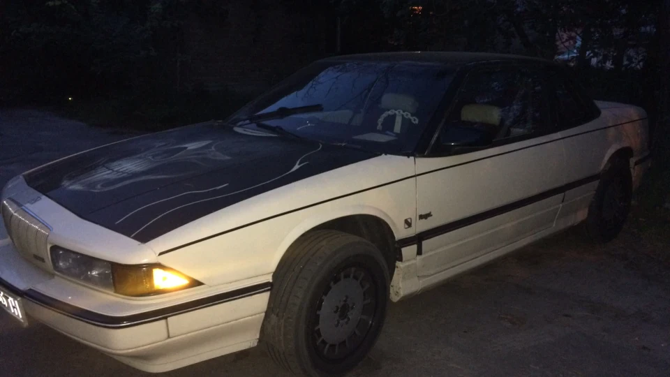 Buick Regal Custom 3