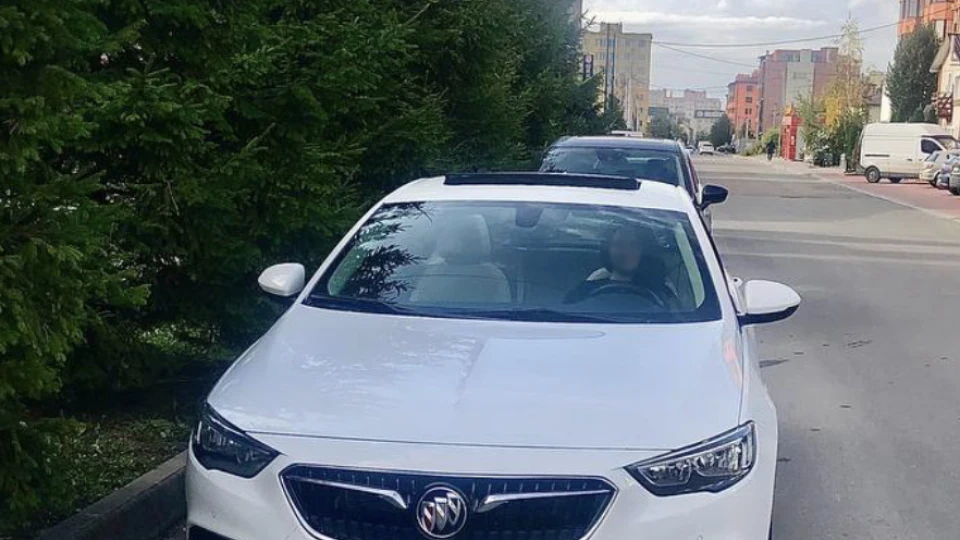 Buick Regal Essence 3