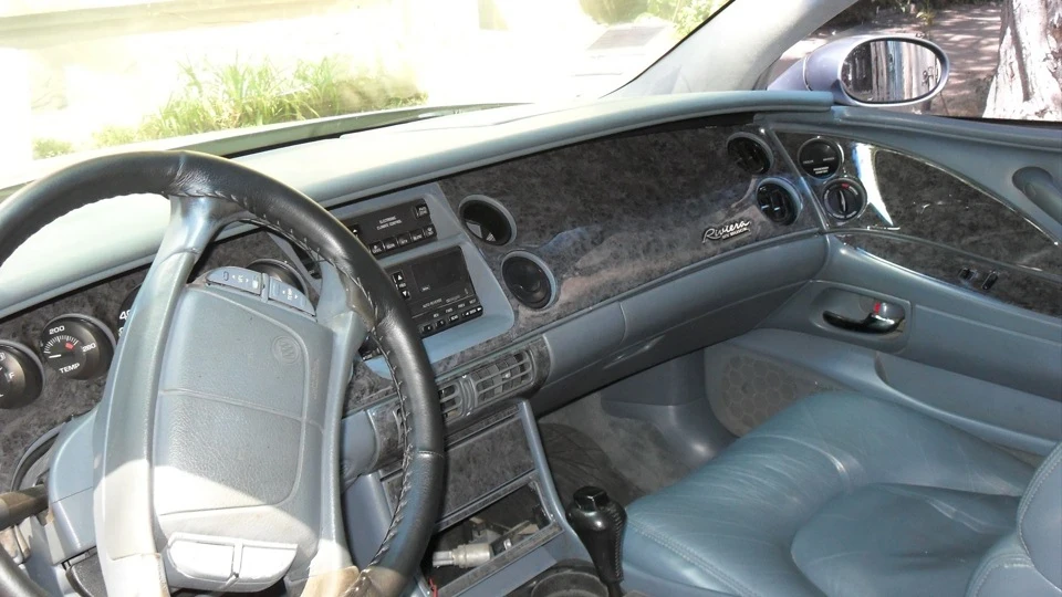 Buick Riviera 3.8 supercharged 2