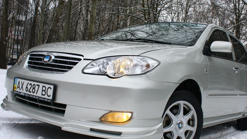 BYD F3 1.6 Mitsubishi 3
