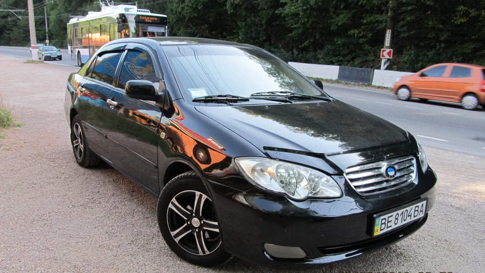 BYD F3 GL- I 2