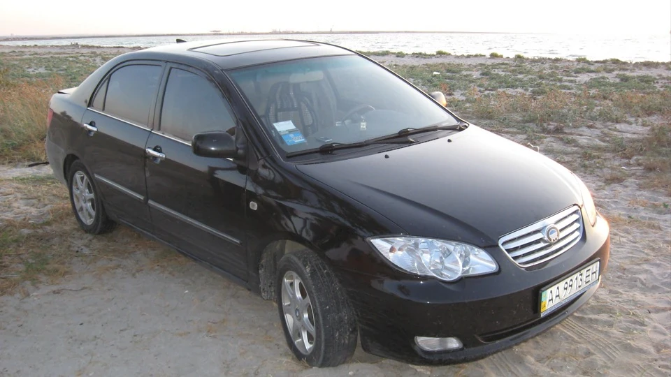 BYD F3 GLX-I 3