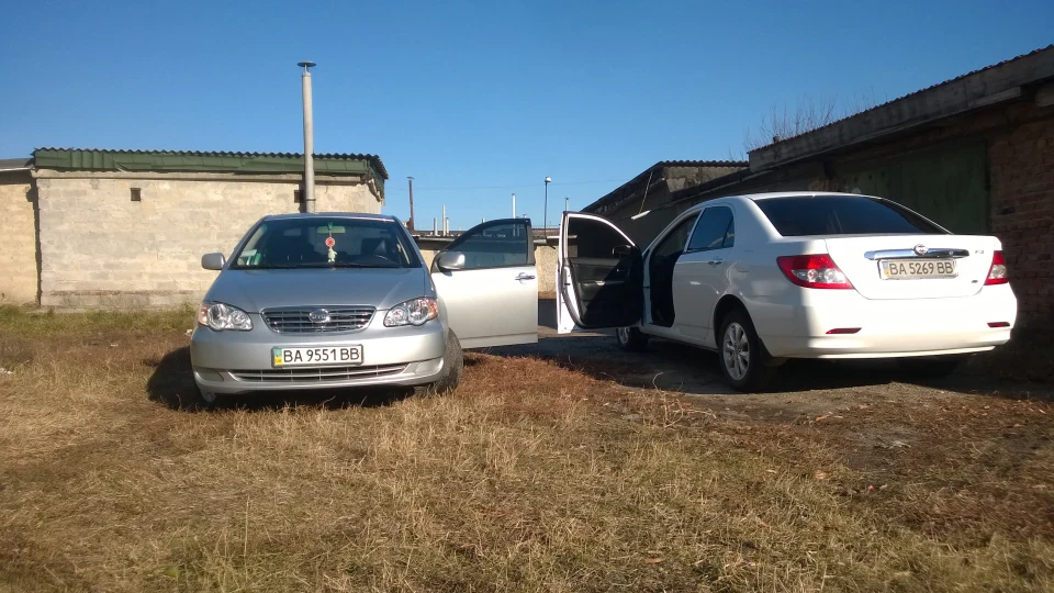 BYD F3 Сіра Акула 4