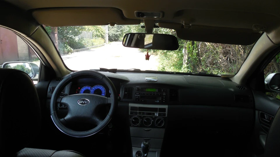 BYD F3 Срібний Бідон 3