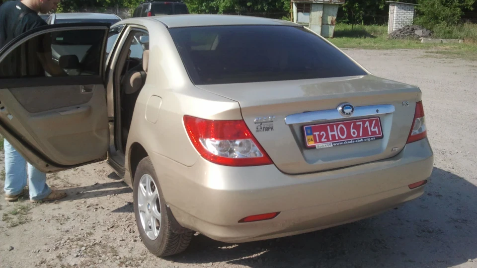 BYD F3 Золотко 2