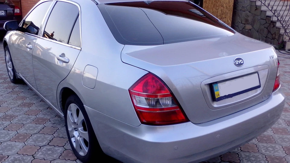 BYD F6 2,0 СVT 2