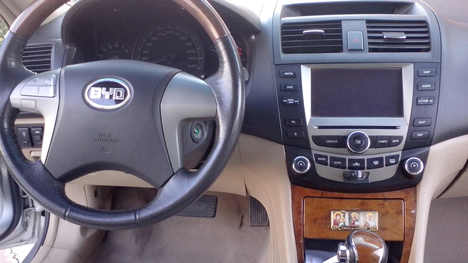 BYD F6 2,0 СVT 4