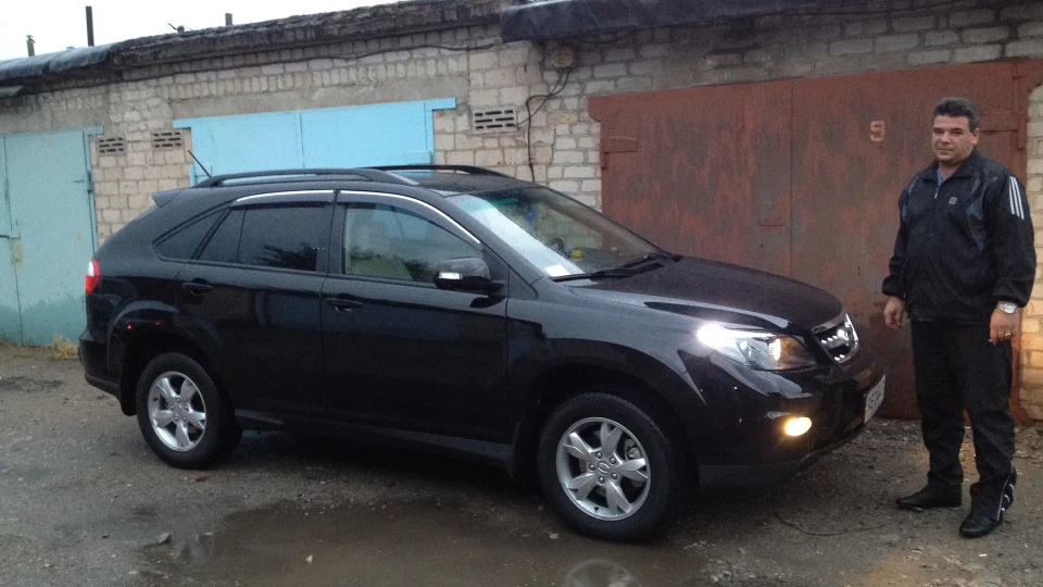 BYD S6