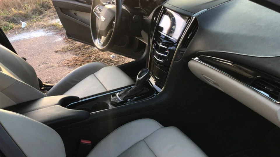 Cadillac ATS 2.0 AWD Luxury 2