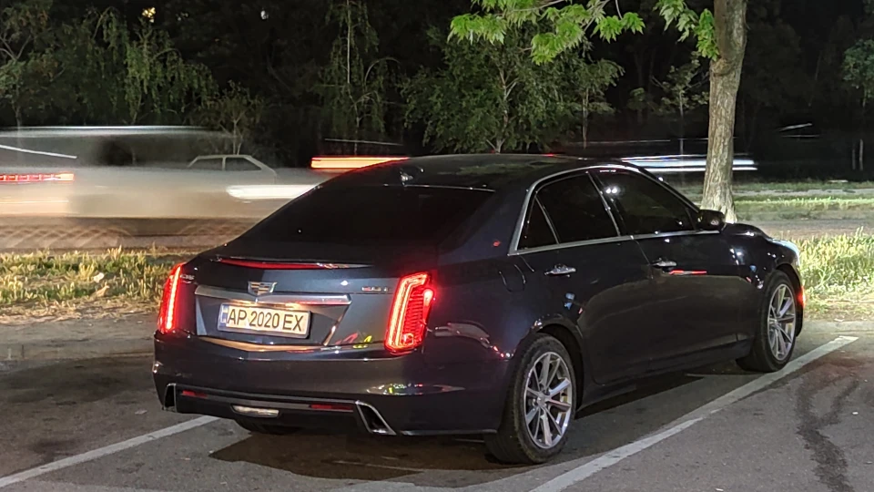 Cadillac CTS 2.0 турбо пляшка 5