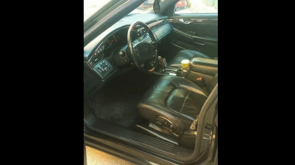 Cadillac De Ville UA