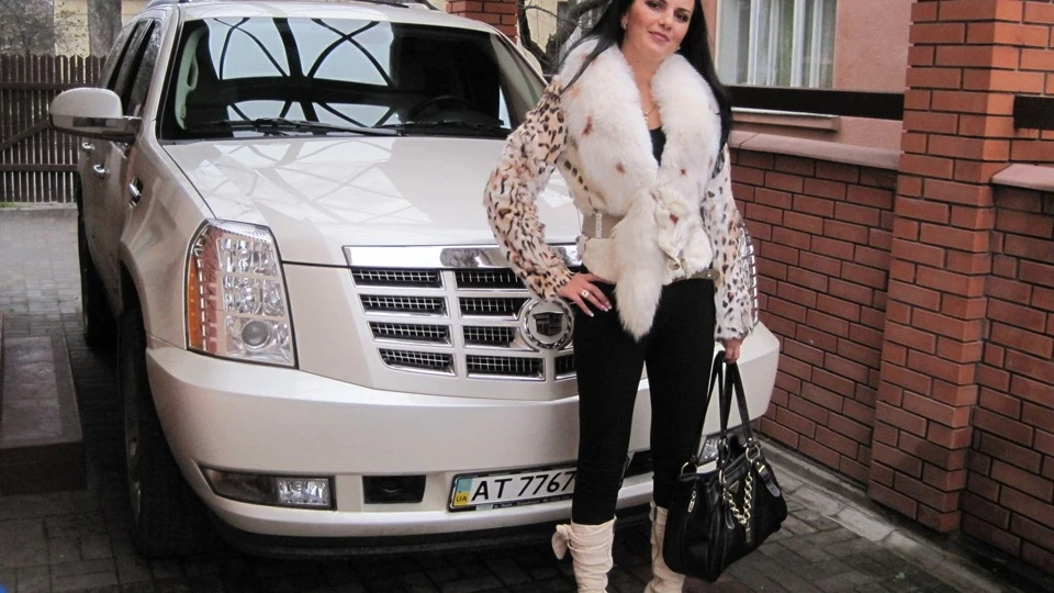Cadillac Escalade білий перламутр