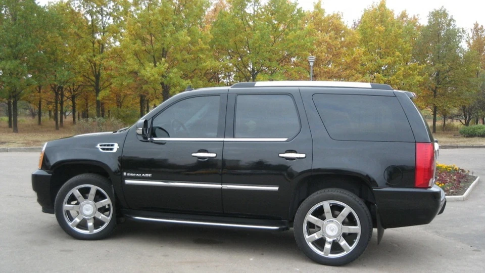 Cadillac Escalade Кэдди 2
