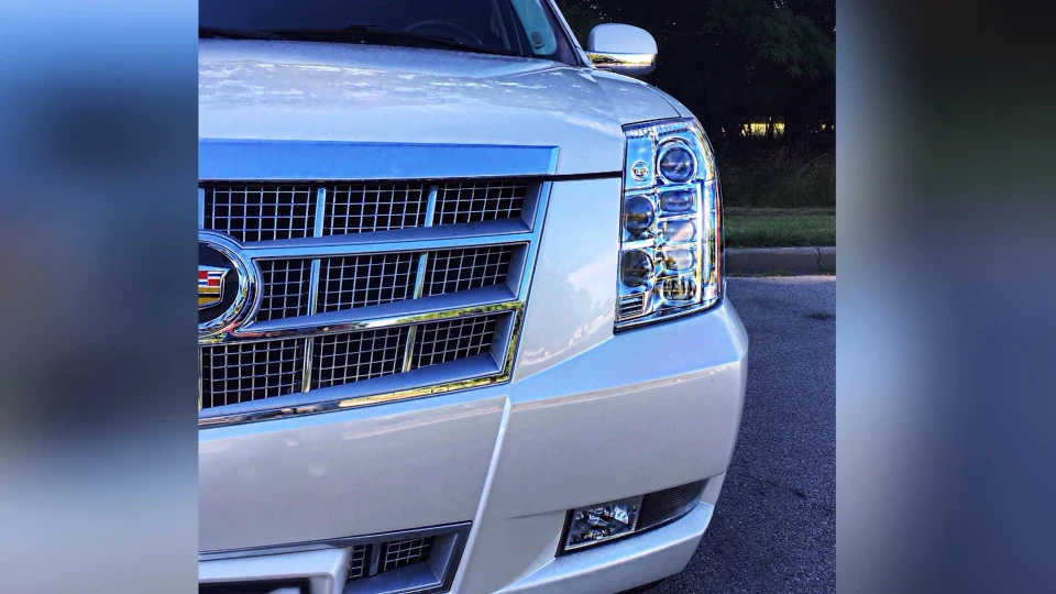 Cadillac Escalade Platinum 4