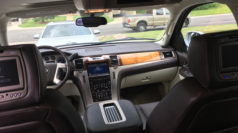 Cadillac Escalade Platinum 5