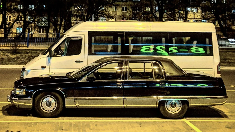Cadillac Fleetwood Brougham «Gothmobile» 2