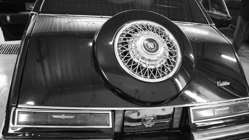 Cadillac Seville 4