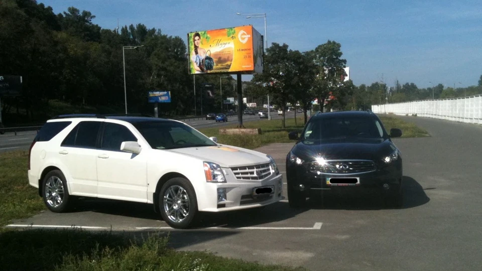 Cadillac SRX 3