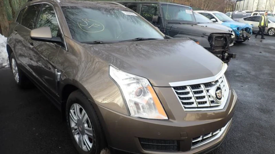 Cadillac SRX LUXURY 2