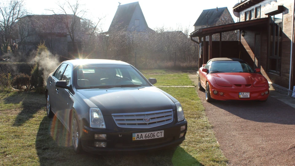 Cadillac STS AWD 4.6 "Monolith"
