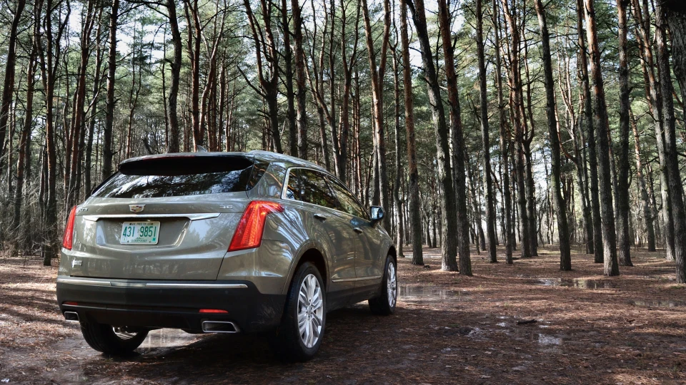 Cadillac XT5 Geronimo 2