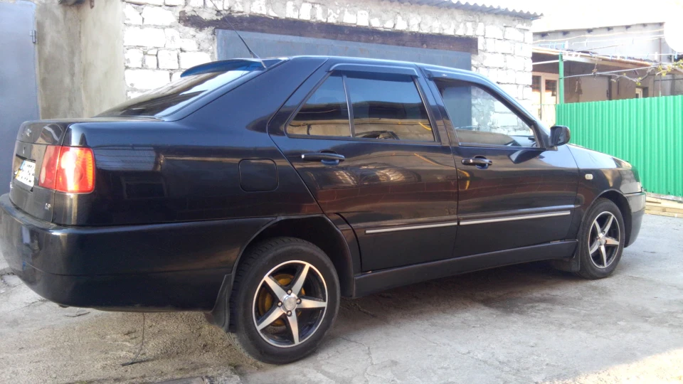 Chery Amulet 4