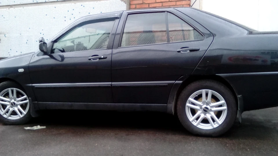 Chery Amulet 5