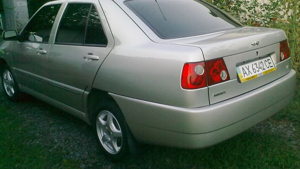 Chery Amulet