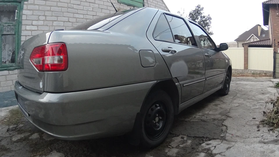 Chery Amulet 2