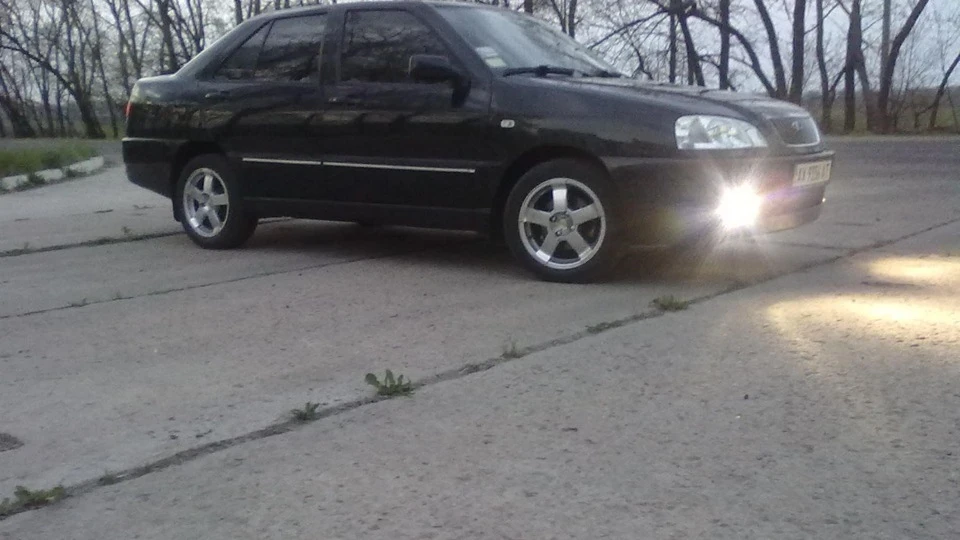Chery Amulet 5