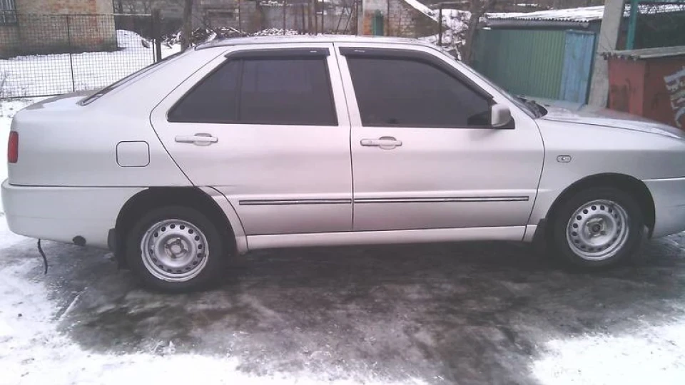 Chery Amulet 5