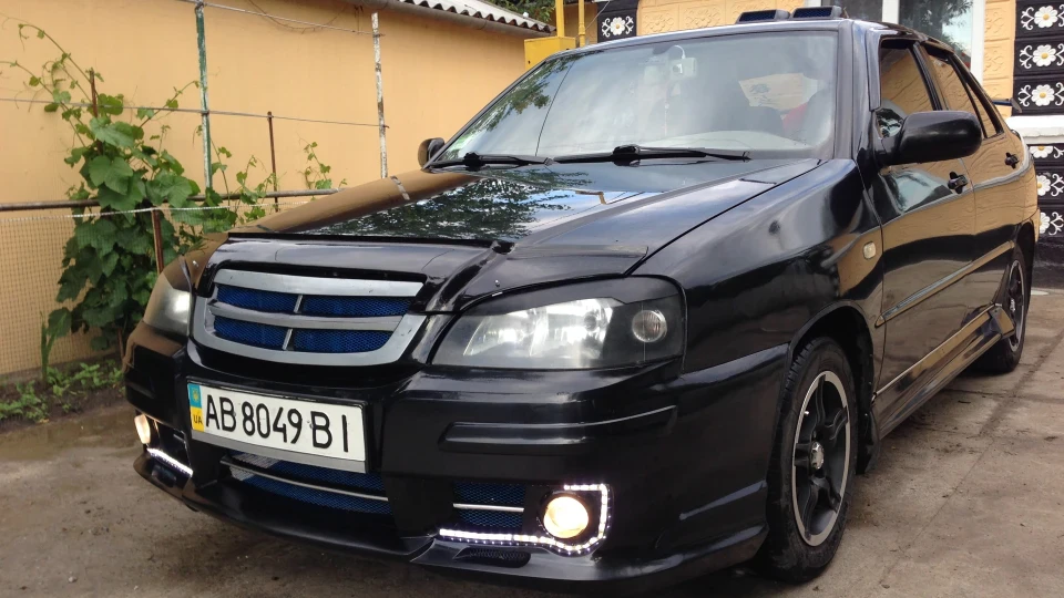 Chery Amulet black pearl 5