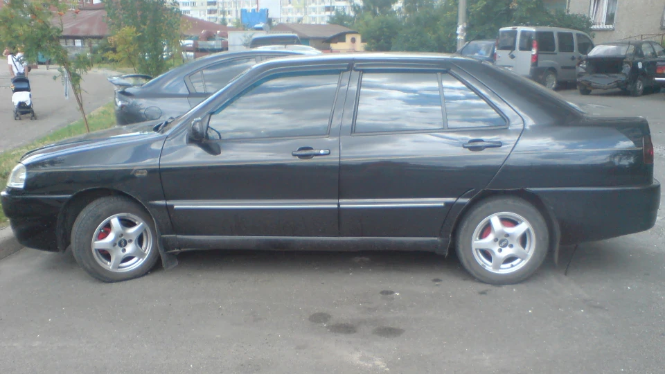 Chery Amulet чорна 2