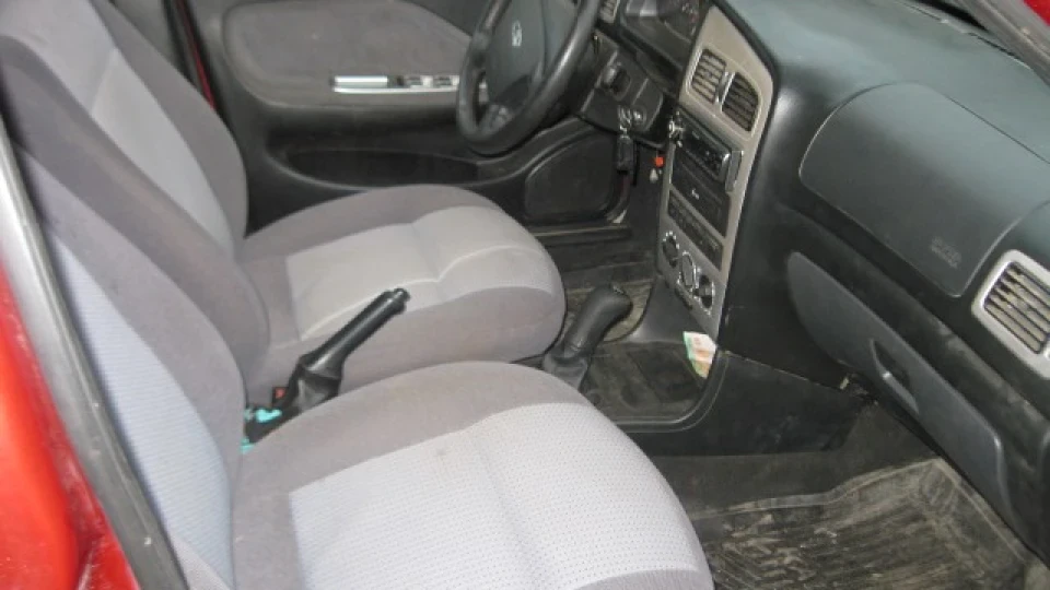 Chery Amulet червоний шумоліт 3