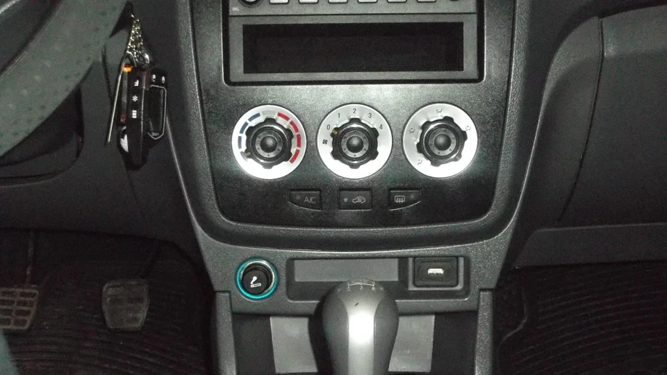 Chery Amulet мокрий асфальт 2